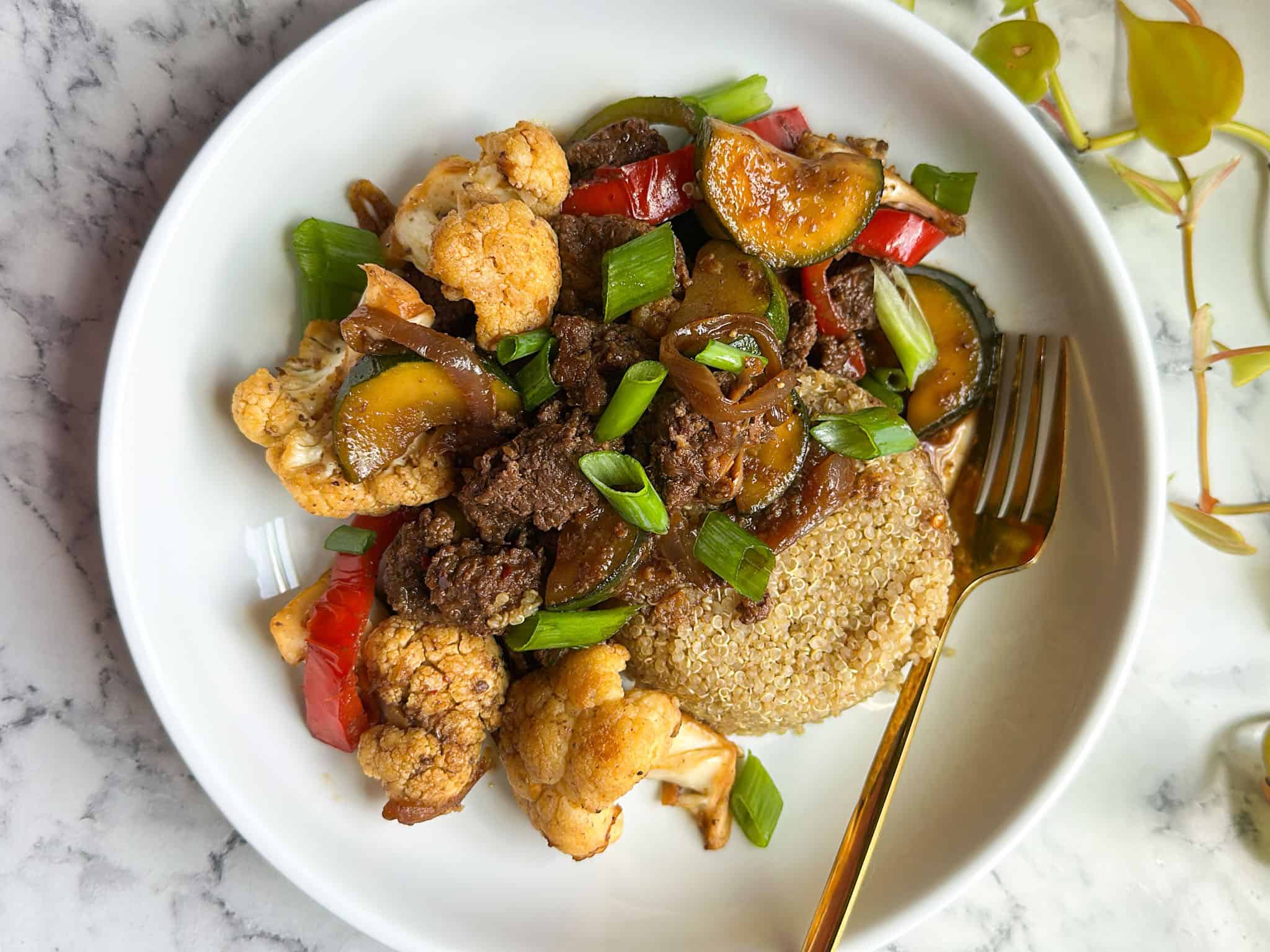 Easy Beef Bowls: Low-Carb Option or Hearty Meal Prep Guide